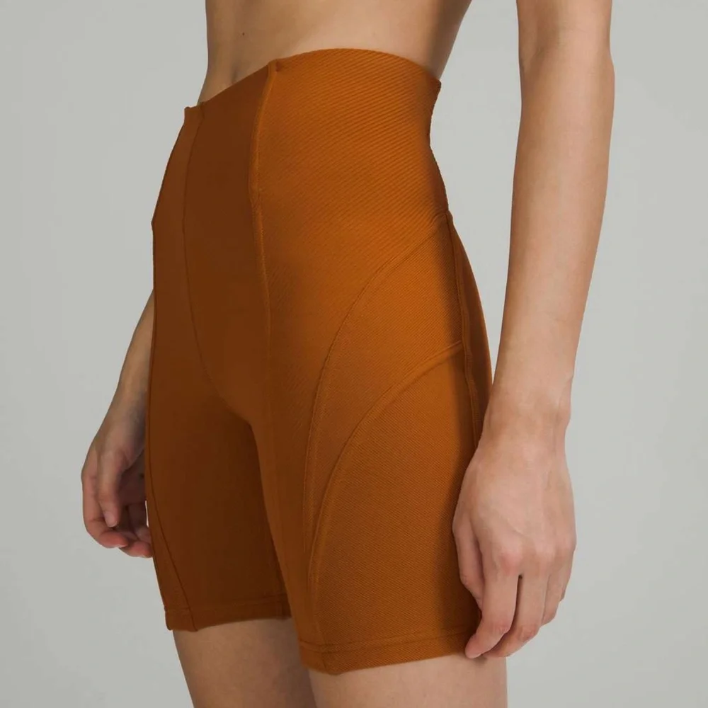 Lululemon Ribbed High-Rise Yoga Biker Short 8